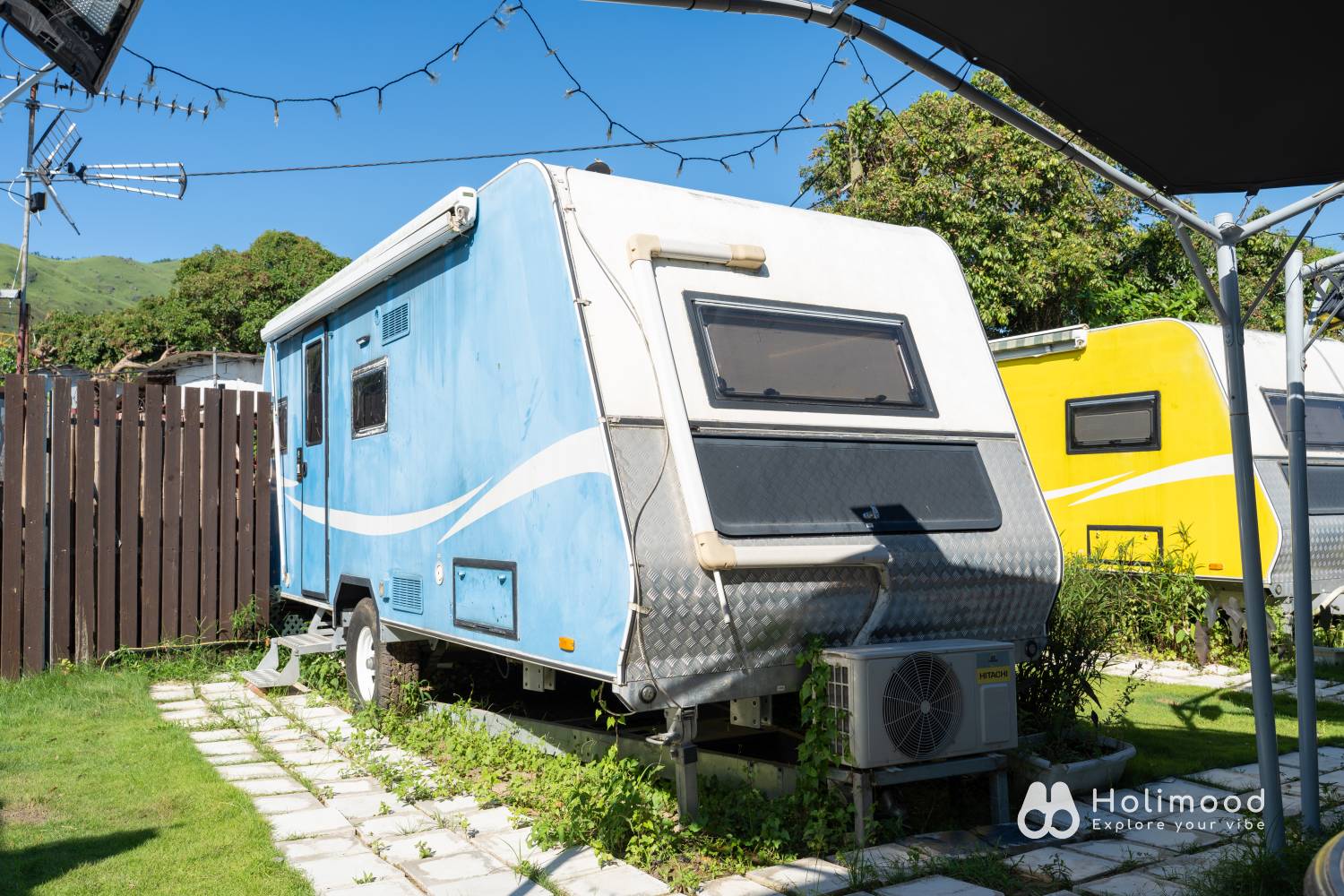 【寵物友善】藍色露營車 (2-4人) <可租燒烤爐>
